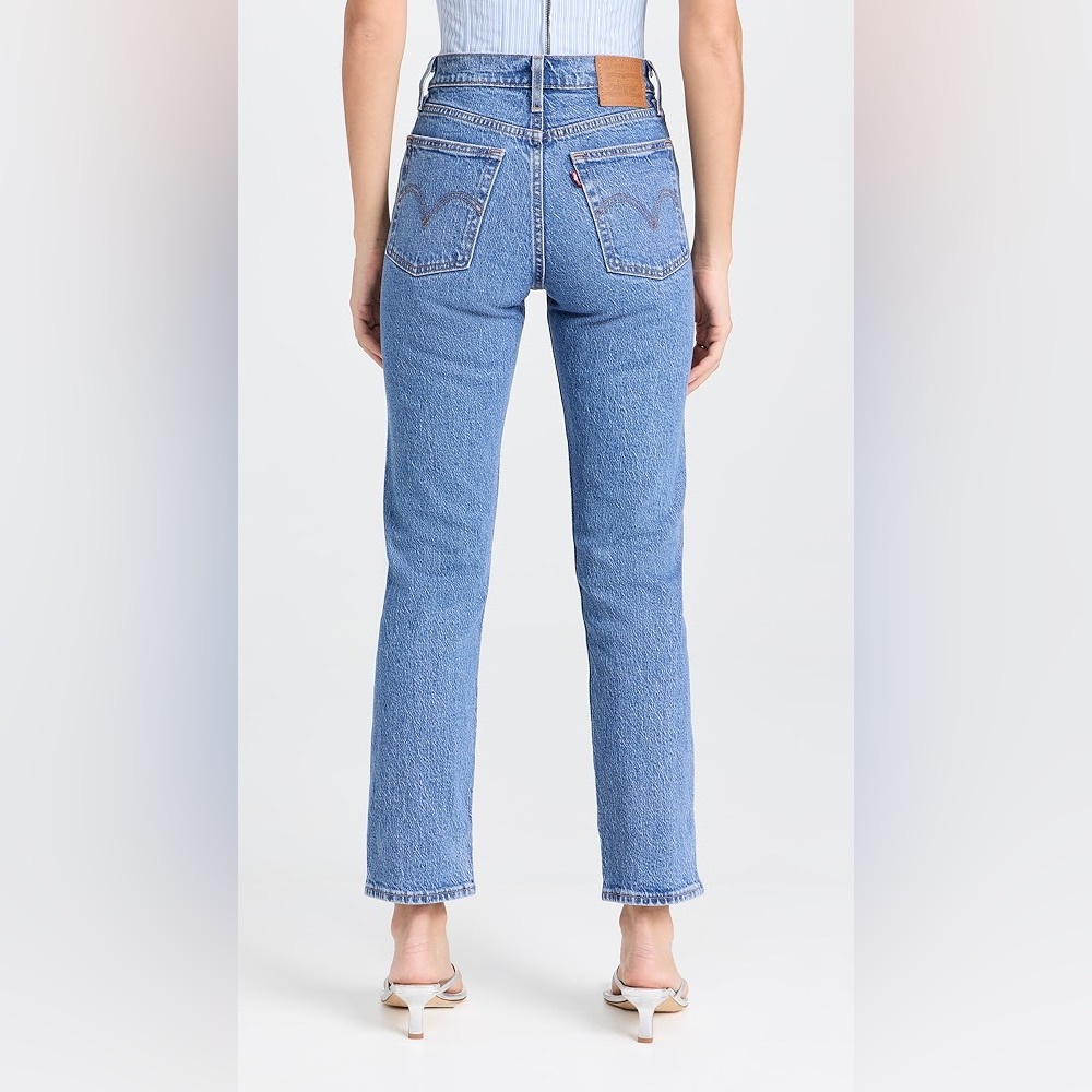 Levi's Wedgie Straight Leg Jeans